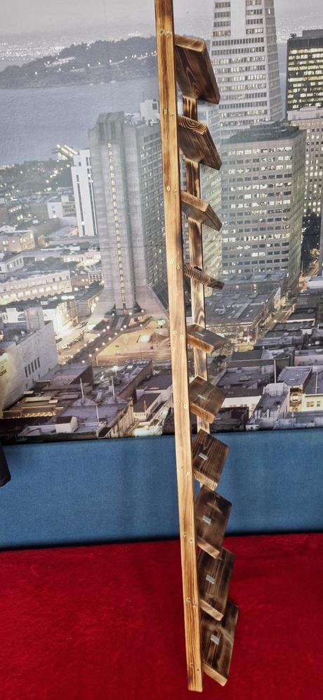 Výstavná polica na lego, 