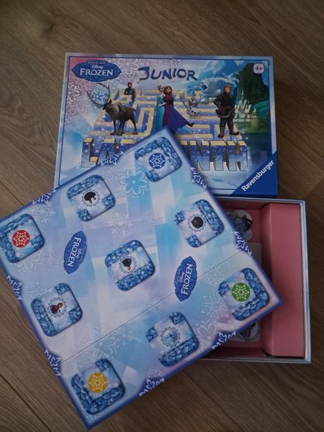 Hry/puzzle v top stave, 