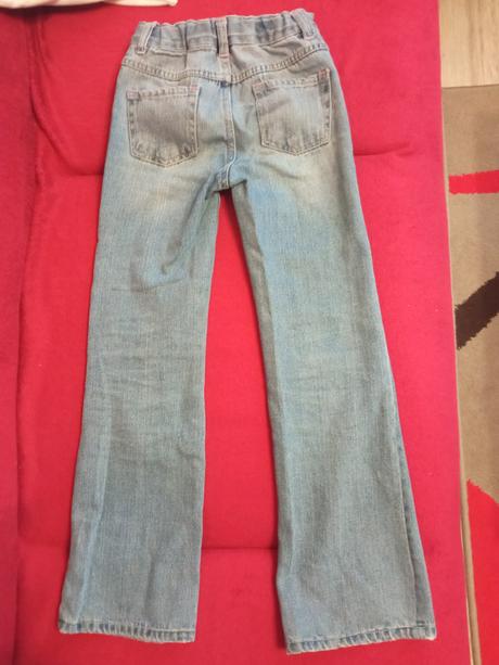 Rozšírené rifle s kvetmi, gymboree,134