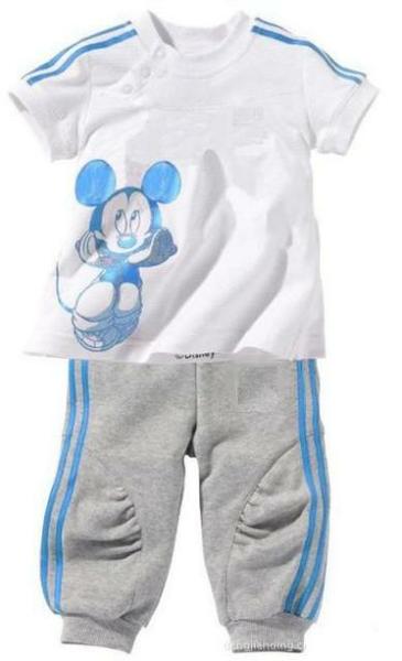 Viete presné rozmery tejto súpravy?