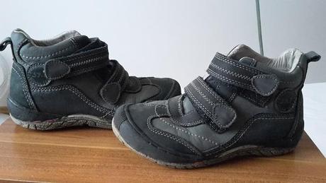 Celokožené topánky zn. beeko, 33