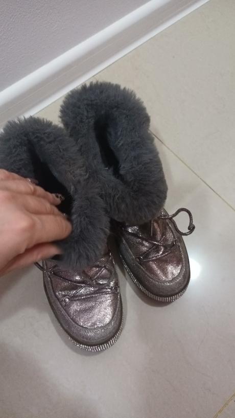 Nádherné čižmičky s kožušinkou, 36