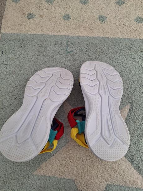 Sandalky 30, 30