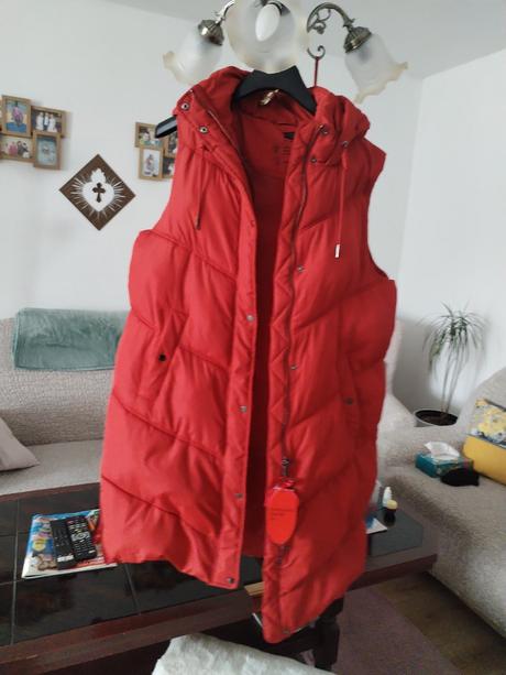 Predám červenú dlhú cestu dámsku niva, adidas,42