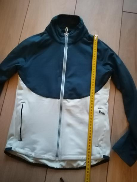 Športová tenká mikina z decathlonu, decathlon,134