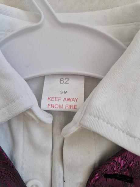 Slávnostné vesty, 62