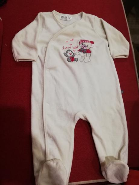 Dva overaly, okay,68