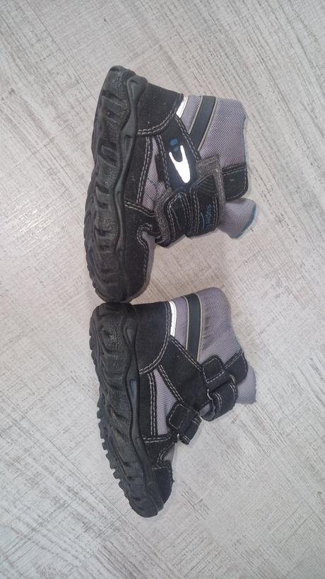 Zimne cizmy, superfit,22