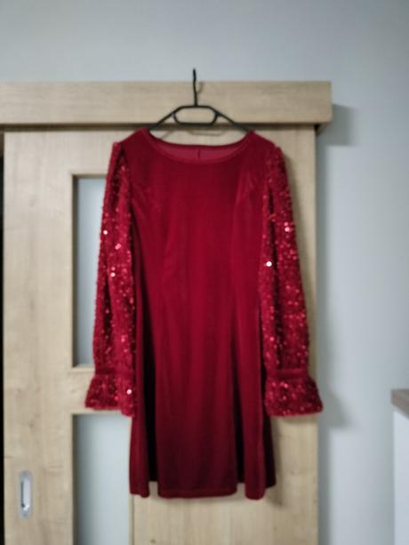 Slávnostné šaty, m