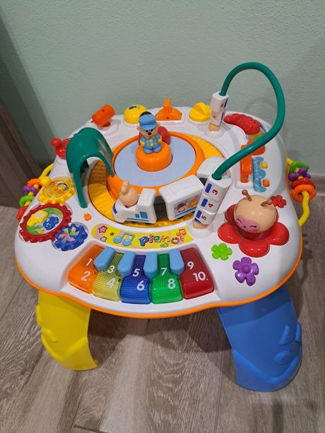 Interaktivny stolik, 