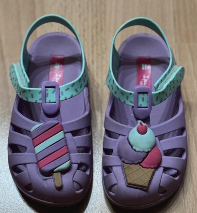 Dievčenské sandálky, 23