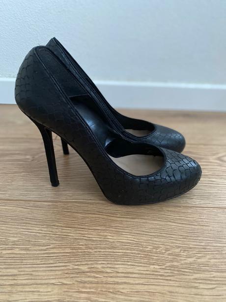 Cierne lodicky vel.38, zara,38