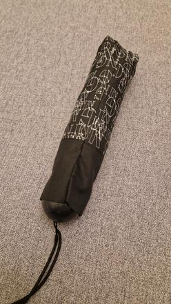 Dazdnik mango, mango