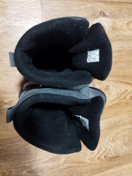 Nepremokavé snehule, 37