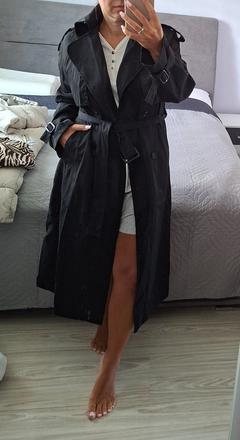 Cuerny trenckot, s