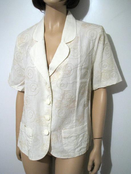 Krémové letné sako, 52