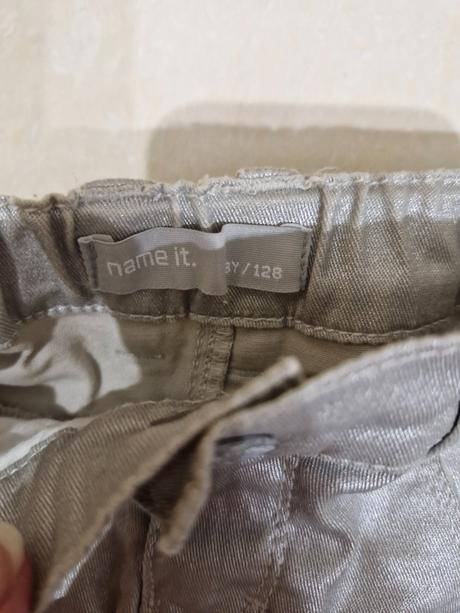 Strieborná sukna, name it,128