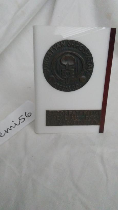 3234. retro predmet,