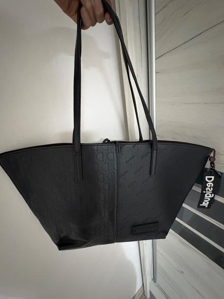 Kožená obojstranná kabelka desigual, desigual