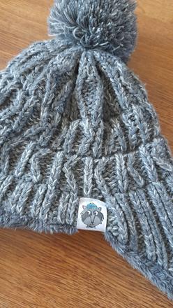 Teplucka ciapka, palomino,122