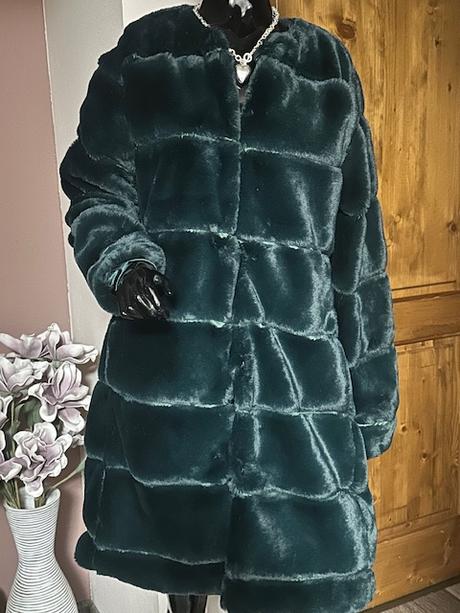 Smaragdovozelený kabátik umelej kožušiny reserved, reserved,l / m