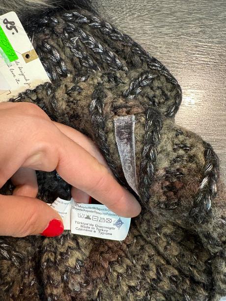 Fonem damska čiapka s brmbolcom, m