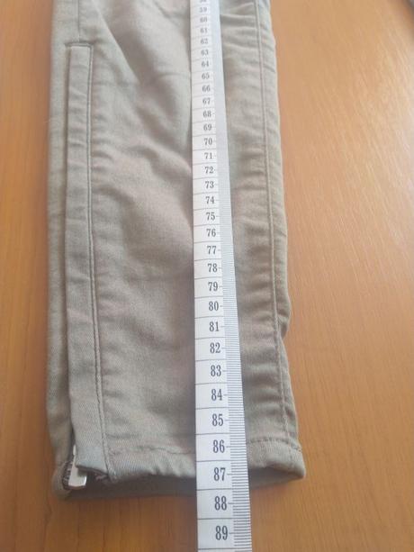 Pohodlné nohavice, 152