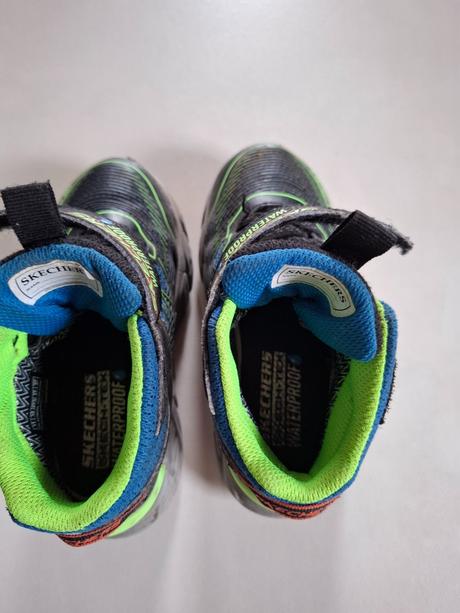 Prechodné skechers, skechers,28