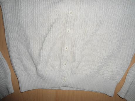 Kremovy svetrik divided, h&m,xs