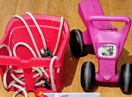 Mix odrážadlo, hojdačka, hračky, 