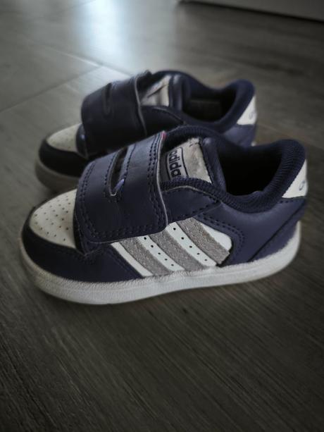 Tenisky, adidas,22