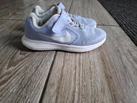 Tenisky, nike,32