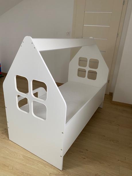 Domčeková posteľ so šuflíkom, šírka (cm): 70,dĺžka (cm): 140