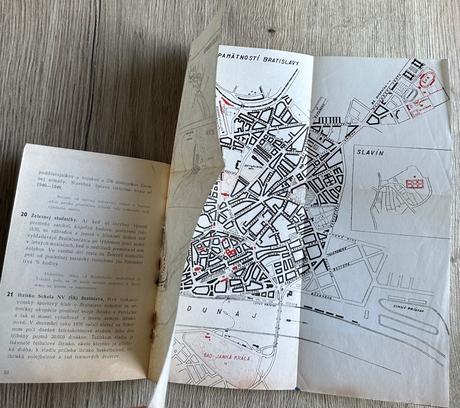 Obrázkový sprievodca bratislava 1949 za 10eur, 