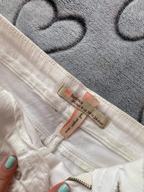 Kraťasy, bershka,34