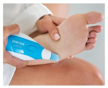 Elektrický odstraňovač svrdnutej kože precise pedi, 