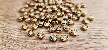 Kovová korálka panna mária - zlatá strieborná, 