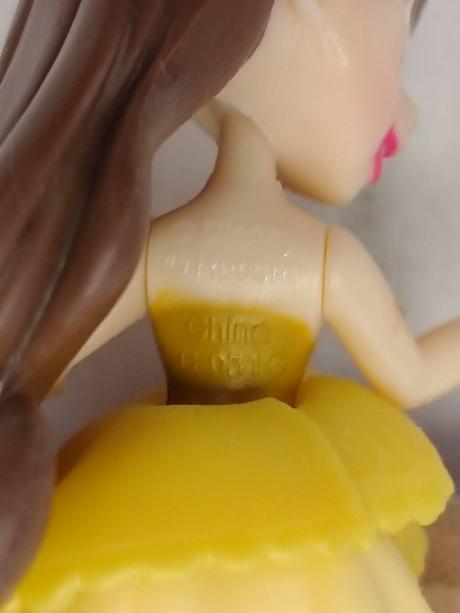 Zberateľská retro princezná bella disney hasbro,