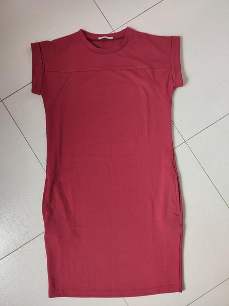 Šaty s vreckami, 34