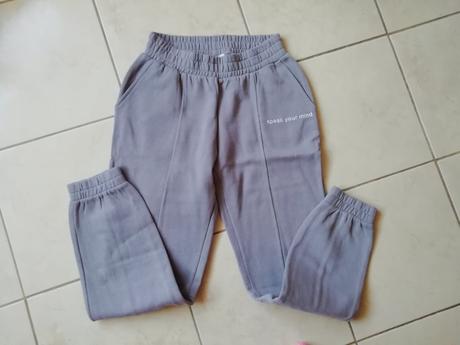 Hrubšie tepláky, v. s, new yorker,s