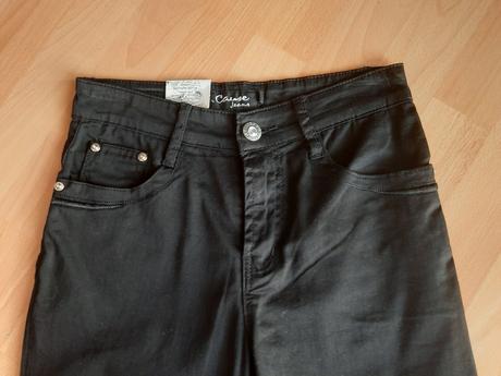 Dámske 3/4 nohavice, 30