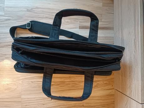 Taška na notebook čierna - business štýl,