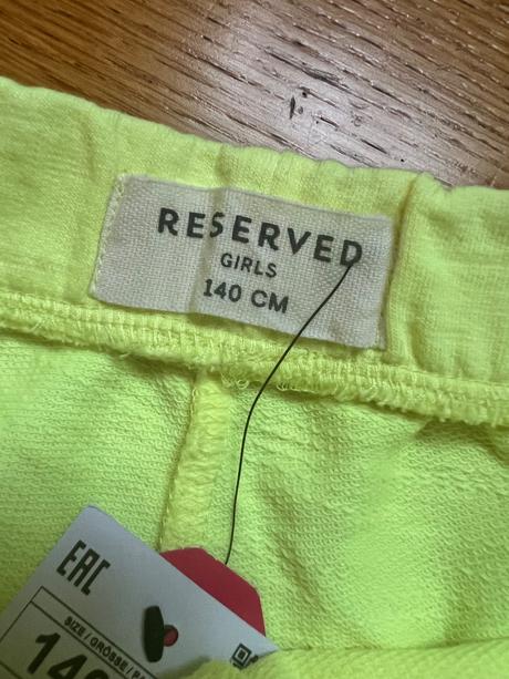 Sukňove šortky, reserved,140