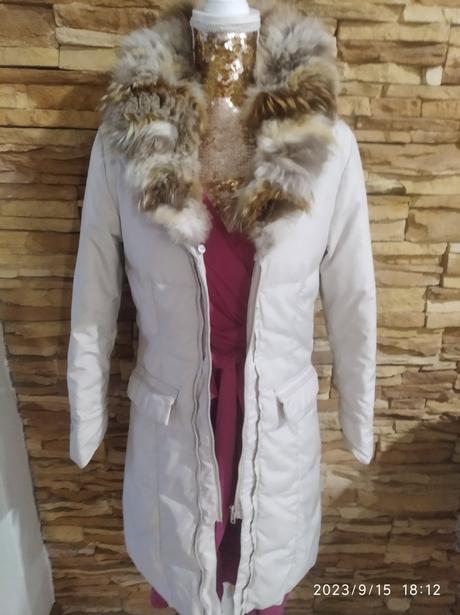 Krasna bunda s pravou kožušinou, m