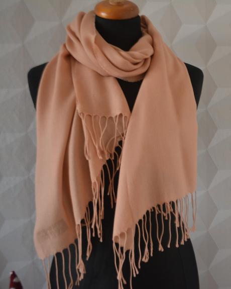 Lososová pashmina, 
