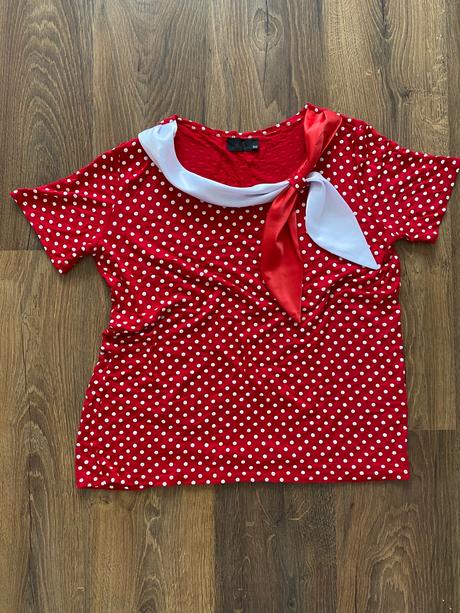 Krásna červená bodkovaná blúzka, xl
