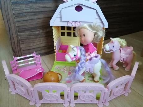 Domček koníky cvičenie parkur,