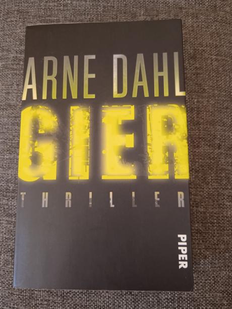 Arne dahl - gier - triler v nemčine,