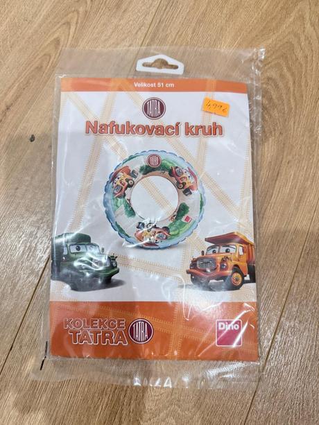 Disney rukávniky a kolesa na plávanie,