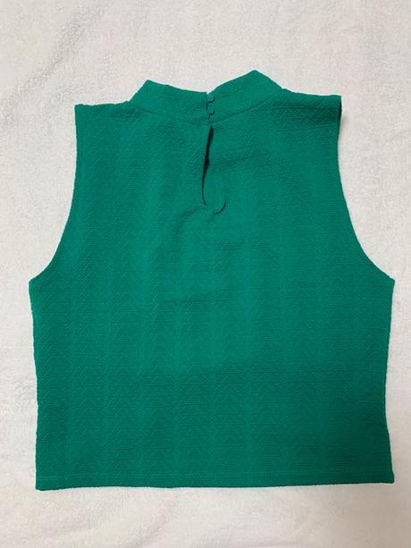 Krásny zelený cropp top, reserved,m